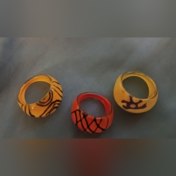 Lot of 3 resin fashion rings yellow & orange - Picture 2 of 2